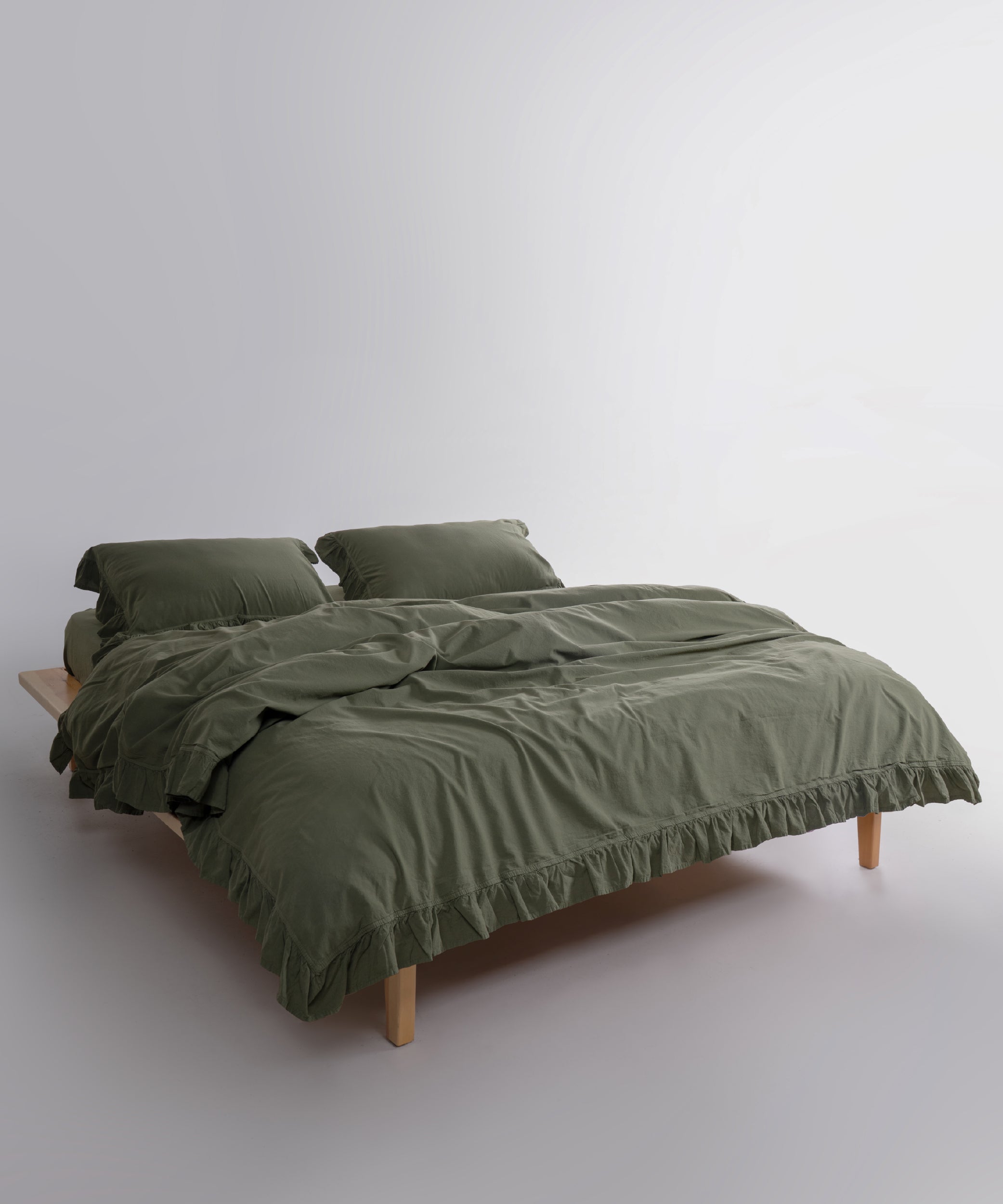 Stonewash Exclusive 100% Soft Pamuk Yastık Kılıfı Fırfırlı Capulet Olive