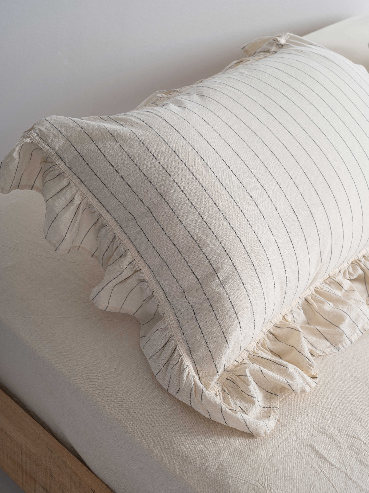 Leila 100% Pamuk İpliği Boyalı Fırfırlı Nevresim Takımı