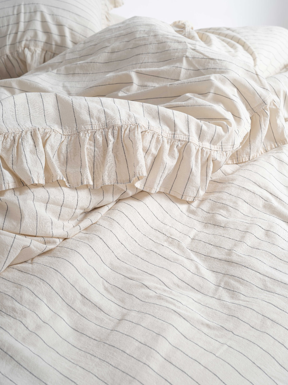 Leila 100% Pamuk İpliği Boyalı Fırfırlı Nevresim Takımı