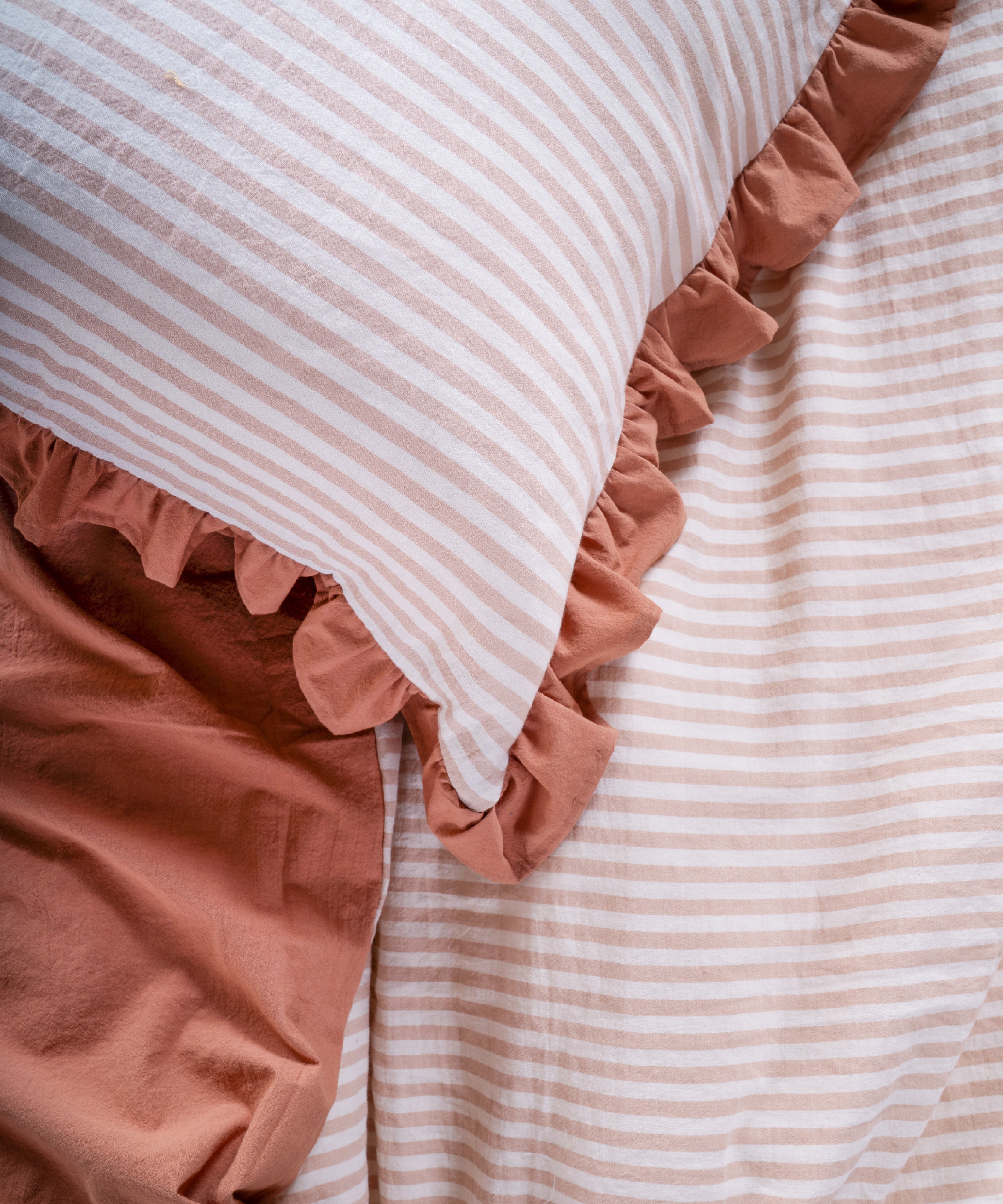 Marrakesh 100% Pamuk Garmentwash İpliği Boyalı Fırfırlı Nevresim Takımı