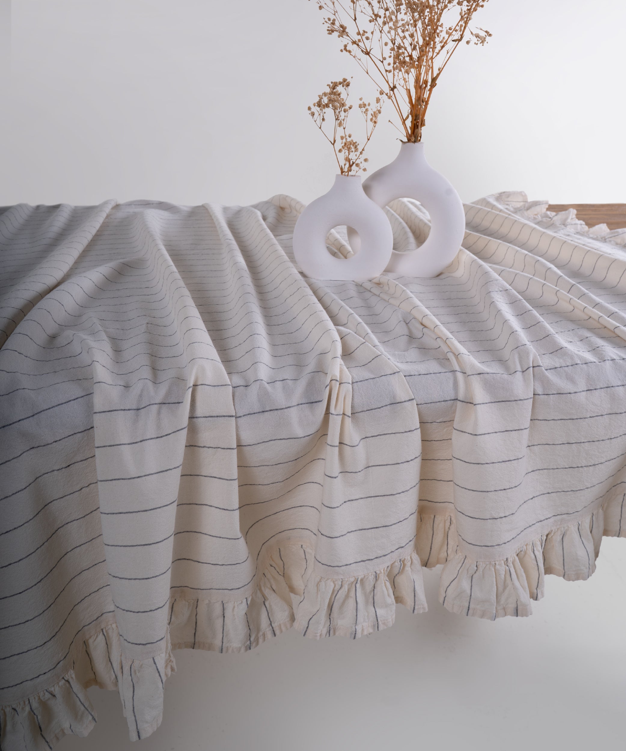 Leila %100 Pamuk Garment Wash Masa Örtüsü - 140X200cm