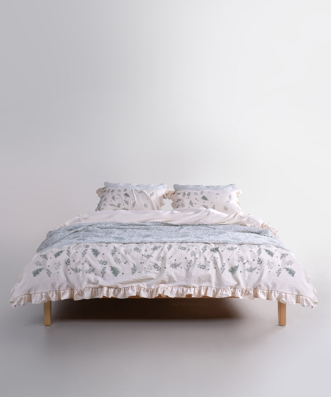 Garmentwash işlemiyle ekstra yumuşak, nefes alabilen doğal doku