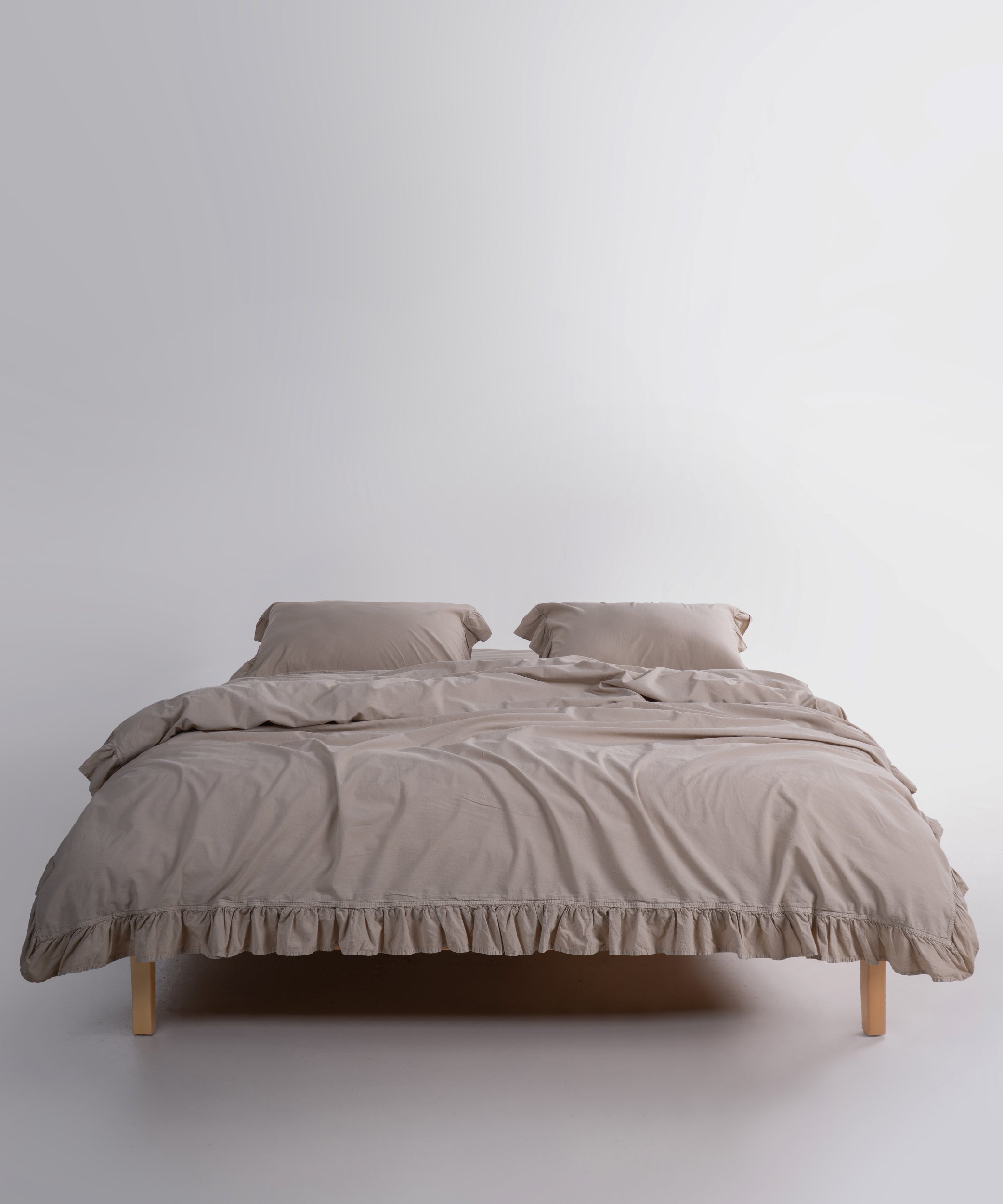 Taş yıkama işlemli %100 pamuk nevresim takımının yumuşak ve doğal dokusu, Oxford Tan yakın plan