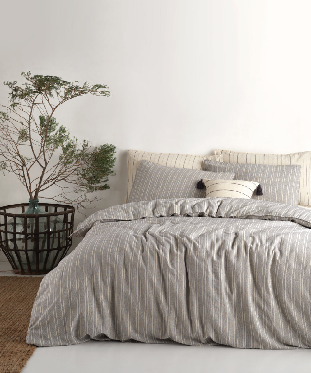 Tommy Dark %100 pamuk garmentwash yoğun lacivert çizgili çift kişilik nevresim takımı 200x220