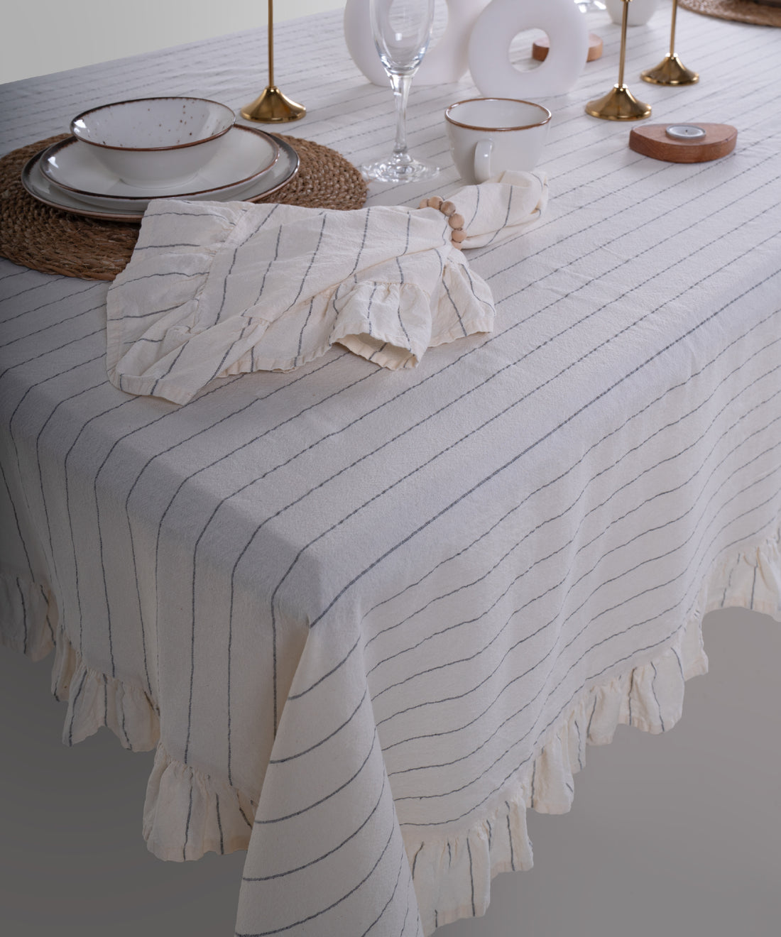 Leila %100 Pamuk Garment Wash Masa Örtüsü - 140X200cm